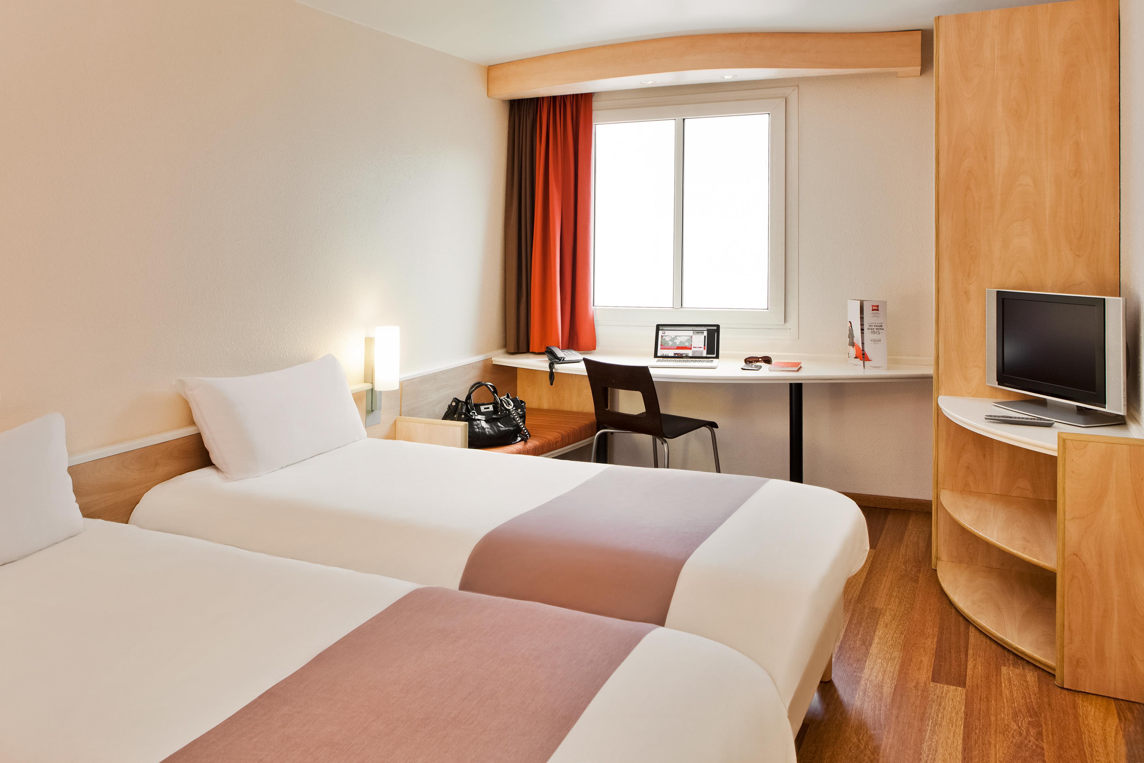 Ibis Budapest Centrum Esterno foto