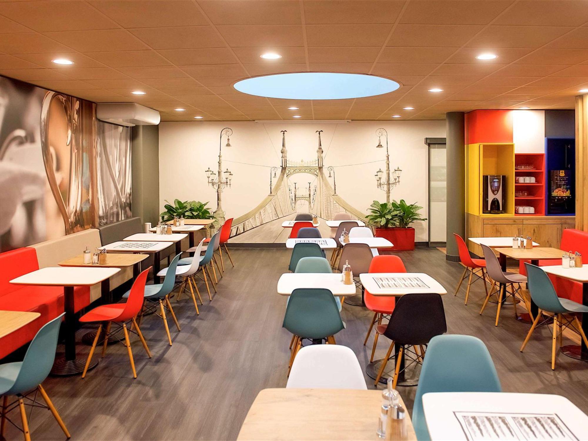 Ibis Budapest Centrum Esterno foto